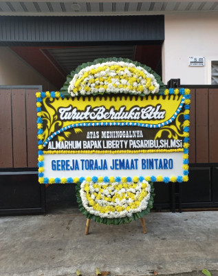 Papan Bunga Duka di Kepung